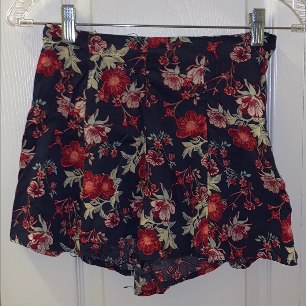 Navy Floral High-Waisted Flowy Shorts